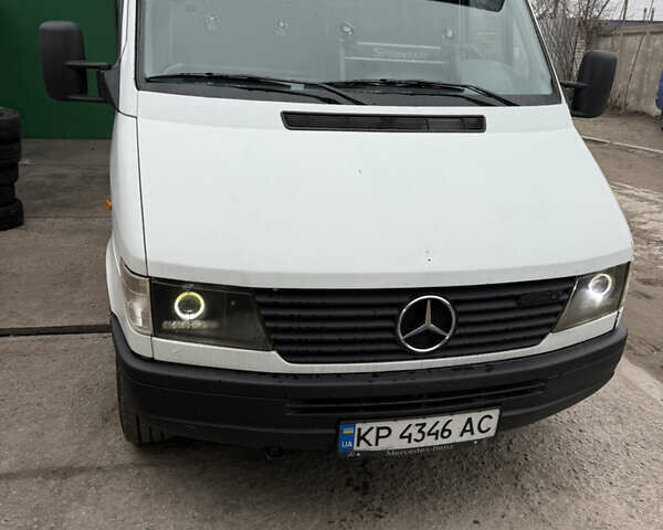 Мерседес Sprinter, объемом двигателя 0 л и пробегом 300 тыс. км за 8500 $, фото 2 на Automoto.ua