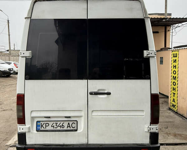 Мерседес Sprinter, объемом двигателя 0 л и пробегом 300 тыс. км за 8500 $, фото 12 на Automoto.ua