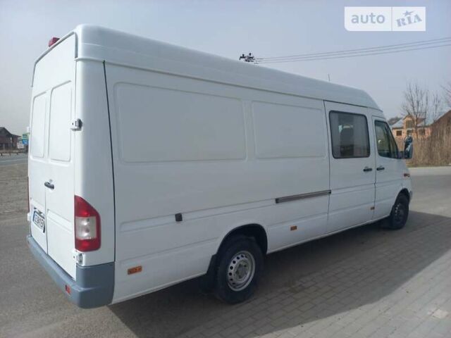 Мерседес Sprinter, объемом двигателя 2.7 л и пробегом 500 тыс. км за 9300 $, фото 4 на Automoto.ua