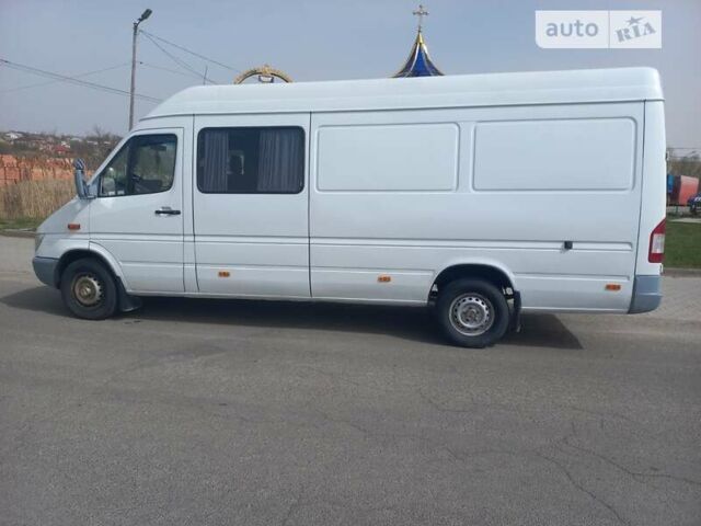 Мерседес Sprinter, объемом двигателя 2.7 л и пробегом 500 тыс. км за 9300 $, фото 12 на Automoto.ua