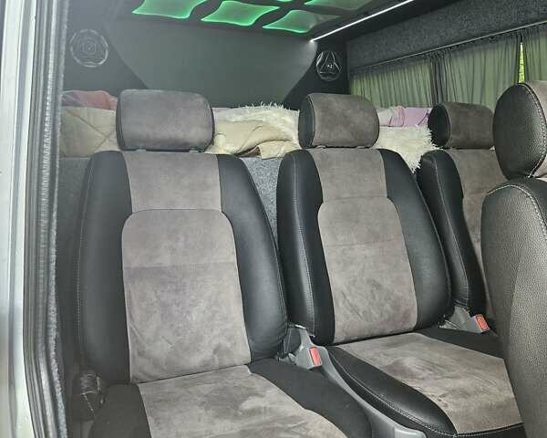 Мерседес Sprinter, объемом двигателя 2.69 л и пробегом 419 тыс. км за 10500 $, фото 30 на Automoto.ua