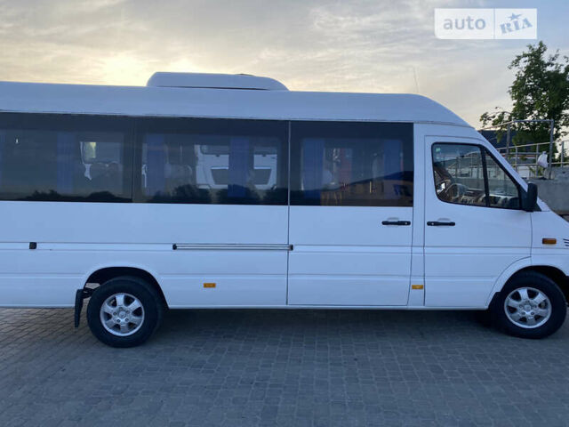 Мерседес Sprinter, объемом двигателя 2.7 л и пробегом 999 тыс. км за 17000 $, фото 7 на Automoto.ua