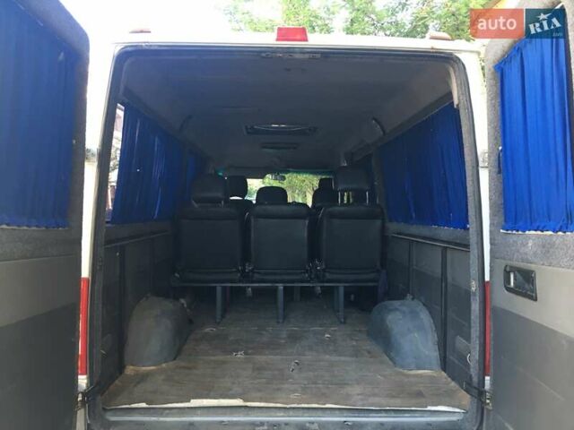 Мерседес Sprinter, объемом двигателя 2.15 л и пробегом 999 тыс. км за 6500 $, фото 4 на Automoto.ua