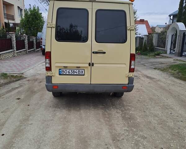 Мерседес Sprinter, объемом двигателя 2.2 л и пробегом 351 тыс. км за 12500 $, фото 3 на Automoto.ua