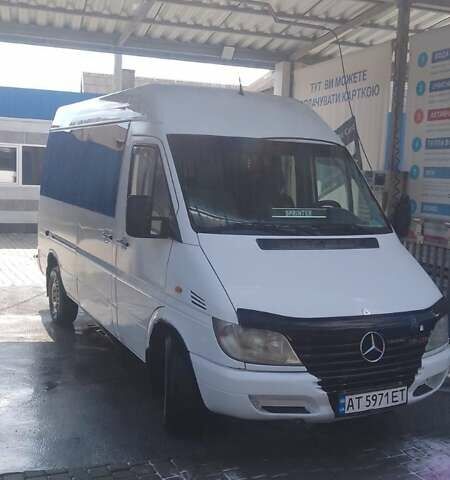 Мерседес Sprinter, объемом двигателя 2.7 л и пробегом 680 тыс. км за 6900 $, фото 2 на Automoto.ua