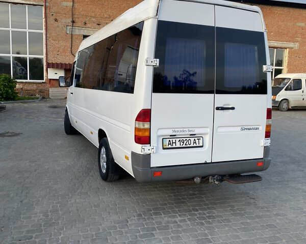 Мерседес Sprinter, объемом двигателя 2.7 л и пробегом 999 тыс. км за 17000 $, фото 3 на Automoto.ua