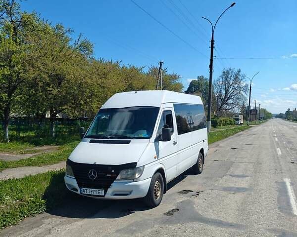 Мерседес Sprinter, объемом двигателя 2.7 л и пробегом 680 тыс. км за 6900 $, фото 9 на Automoto.ua