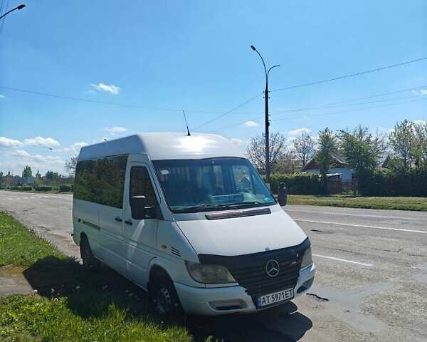 Мерседес Sprinter, объемом двигателя 2.7 л и пробегом 680 тыс. км за 6900 $, фото 8 на Automoto.ua