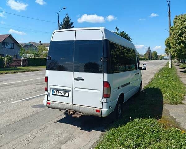 Мерседес Sprinter, объемом двигателя 2.7 л и пробегом 680 тыс. км за 6900 $, фото 6 на Automoto.ua