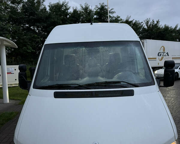 Мерседес Sprinter, объемом двигателя 2.7 л и пробегом 250 тыс. км за 15500 $, фото 10 на Automoto.ua