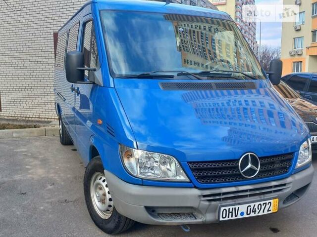 Мерседес Sprinter, объемом двигателя 2.2 л и пробегом 307 тыс. км за 10550 $, фото 2 на Automoto.ua