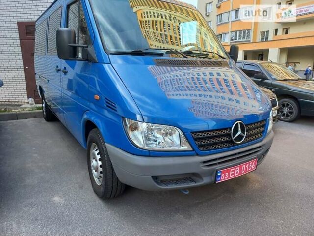 Мерседес Sprinter, объемом двигателя 2.2 л и пробегом 307 тыс. км за 10550 $, фото 1 на Automoto.ua