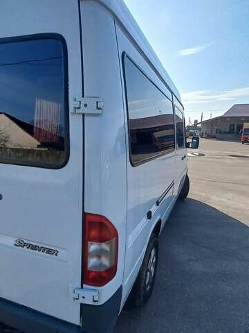 Мерседес Sprinter, объемом двигателя 2.1 л и пробегом 600 тыс. км за 11000 $, фото 26 на Automoto.ua