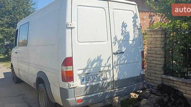 Мерседес Sprinter, объемом двигателя 2.15 л и пробегом 600 тыс. км за 7000 $, фото 2 на Automoto.ua