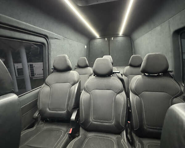 Мерседес Sprinter, объемом двигателя 2.7 л и пробегом 250 тыс. км за 15500 $, фото 12 на Automoto.ua