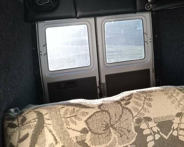 Мерседес Sprinter, объемом двигателя 2.2 л и пробегом 370 тыс. км за 8500 $, фото 25 на Automoto.ua
