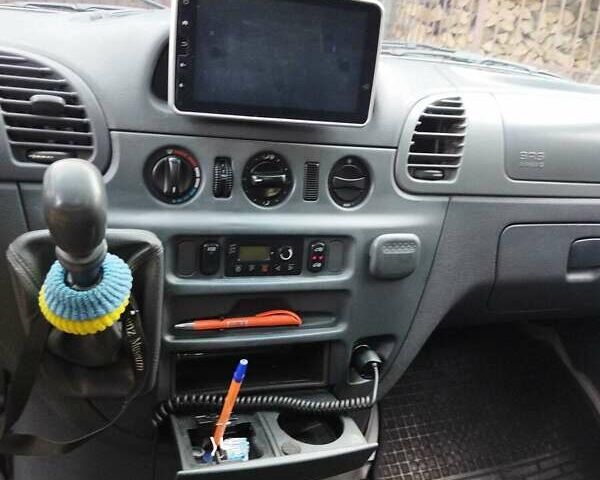 Мерседес Sprinter, объемом двигателя 2.2 л и пробегом 155 тыс. км за 10000 $, фото 4 на Automoto.ua