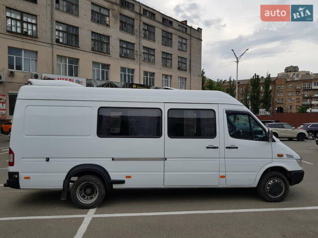 Мерседес Sprinter, объемом двигателя 2.7 л и пробегом 193 тыс. км за 13900 $, фото 6 на Automoto.ua