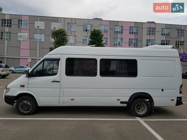 Мерседес Sprinter, объемом двигателя 2.7 л и пробегом 193 тыс. км за 13900 $, фото 1 на Automoto.ua