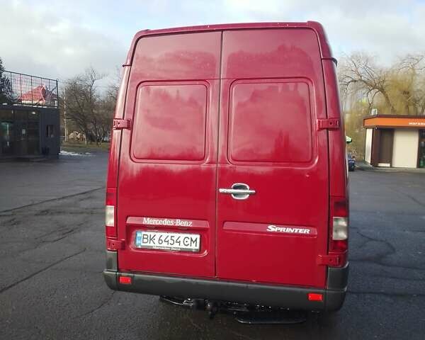 Мерседес Sprinter, объемом двигателя 2.2 л и пробегом 305 тыс. км за 16500 $, фото 3 на Automoto.ua