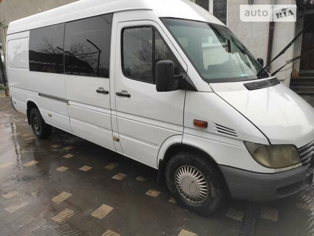 Мерседес Sprinter, объемом двигателя 2.2 л и пробегом 730 тыс. км за 8100 $, фото 4 на Automoto.ua