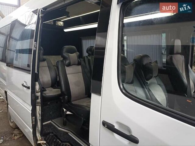 Мерседес Sprinter, объемом двигателя 2.7 л и пробегом 1 тыс. км за 10500 $, фото 3 на Automoto.ua