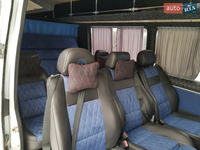 Мерседес Sprinter, объемом двигателя 2.7 л и пробегом 193 тыс. км за 13900 $, фото 12 на Automoto.ua