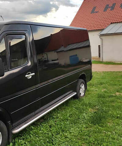 Мерседес Sprinter, объемом двигателя 2.69 л и пробегом 700 тыс. км за 9800 $, фото 1 на Automoto.ua