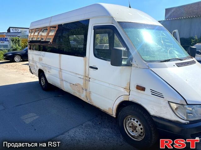Мерседес Sprinter, объемом двигателя 2.2 л и пробегом 0 тыс. км за 2250 $, фото 2 на Automoto.ua