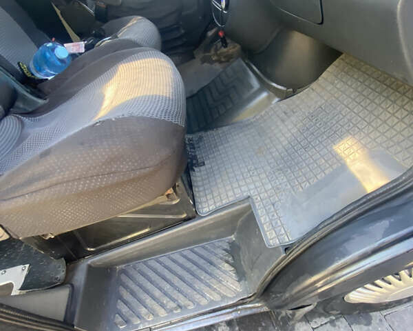 Мерседес Sprinter 2004 в Надворной на Automoto.ua Мерседес Sprinter, объемом двигателя 0 л и пробегом 240 тыс. км за 8900 $, фото 20 на Automoto.ua