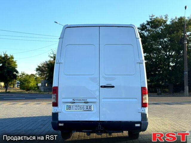 Мерседес Sprinter, объемом двигателя 2.7 л и пробегом 300 тыс. км за 8000 $, фото 7 на Automoto.ua
