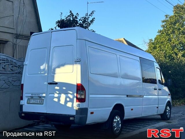 Мерседес Sprinter, объемом двигателя 2.7 л и пробегом 300 тыс. км за 8000 $, фото 2 на Automoto.ua