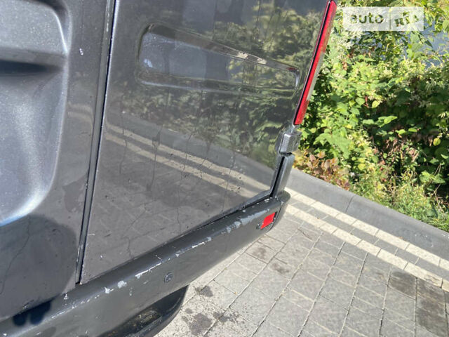 Мерседес Sprinter 2004 в Надворной на Automoto.ua Мерседес Sprinter, объемом двигателя 0 л и пробегом 240 тыс. км за 8900 $, фото 16 на Automoto.ua