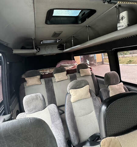 Мерседес Sprinter, объемом двигателя 0 л и пробегом 200 тыс. км за 8000 $, фото 9 на Automoto.ua