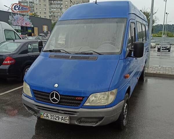 Мерседес Sprinter, об'ємом двигуна 2.69 л та пробігом 320 тис. км за 8900 $, фото 1 на Automoto.ua