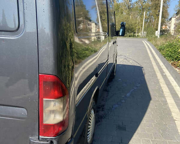 Мерседес Sprinter, объемом двигателя 0 л и пробегом 240 тыс. км за 8900 $, фото 5 на Automoto.ua