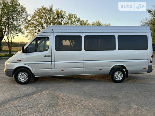 Мерседес Sprinter, объемом двигателя 2.69 л и пробегом 950 тыс. км за 15700 $, фото 3 на Automoto.ua