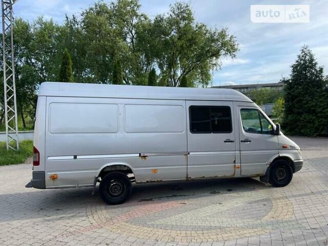 Мерседес Sprinter, объемом двигателя 2.2 л и пробегом 430 тыс. км за 8200 $, фото 3 на Automoto.ua