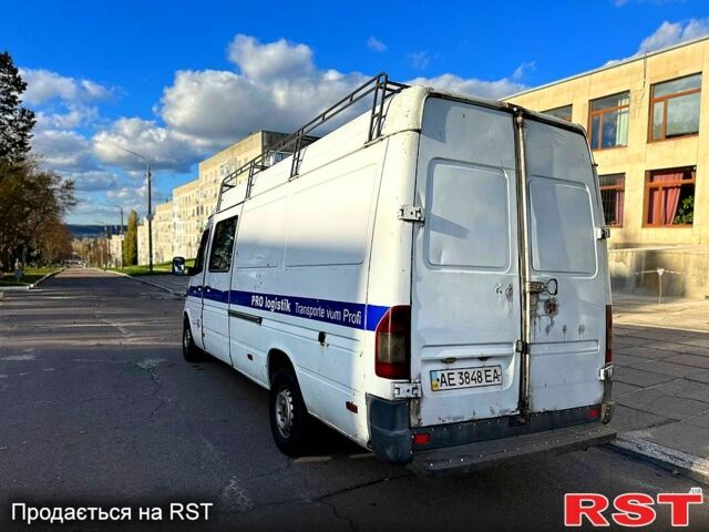 Мерседес Sprinter, объемом двигателя 2.2 л и пробегом 383 тыс. км за 6500 $, фото 4 на Automoto.ua