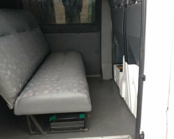 Мерседес Sprinter, об'ємом двигуна 0 л та пробігом 315 тис. км за 8800 $, фото 4 на Automoto.ua