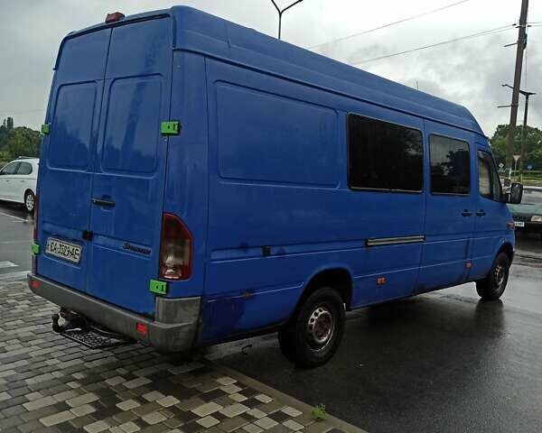 Мерседес Sprinter, об'ємом двигуна 2.69 л та пробігом 320 тис. км за 8900 $, фото 4 на Automoto.ua