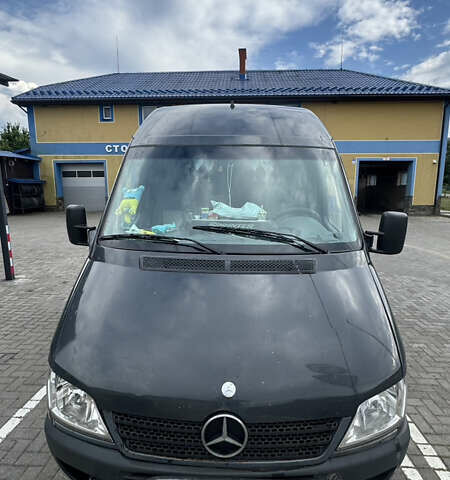 Мерседес Sprinter, объемом двигателя 0 л и пробегом 200 тыс. км за 8000 $, фото 1 на Automoto.ua