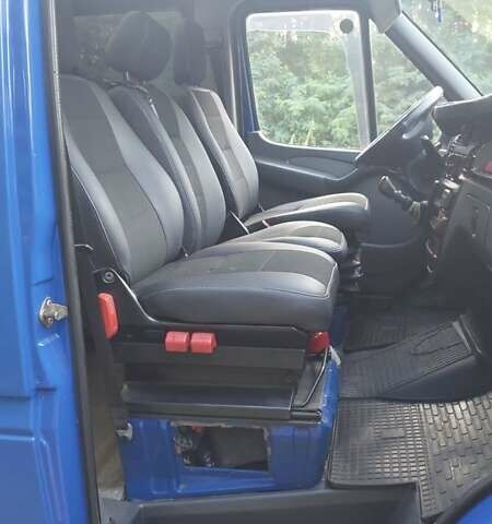 Мерседес Sprinter, объемом двигателя 0 л и пробегом 337 тыс. км за 8800 $, фото 16 на Automoto.ua