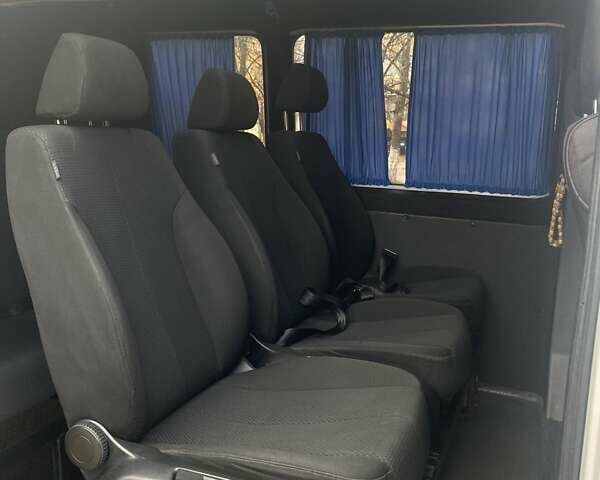 Мерседес Sprinter, объемом двигателя 2.69 л и пробегом 565 тыс. км за 11000 $, фото 7 на Automoto.ua