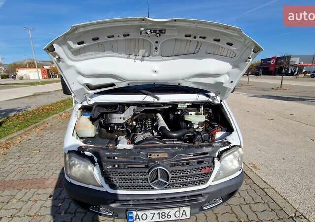 Мерседес Sprinter, об'ємом двигуна 2.69 л та пробігом 762 тис. км за 12800 $, фото 23 на Automoto.ua