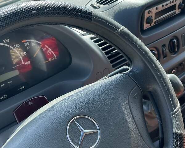 Мерседес Sprinter, объемом двигателя 2.7 л и пробегом 790 тыс. км за 11800 $, фото 4 на Automoto.ua