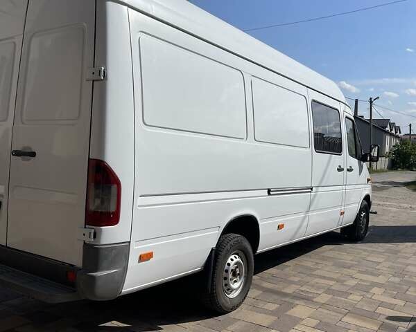 Мерседес Sprinter, объемом двигателя 2.7 л и пробегом 790 тыс. км за 11800 $, фото 10 на Automoto.ua