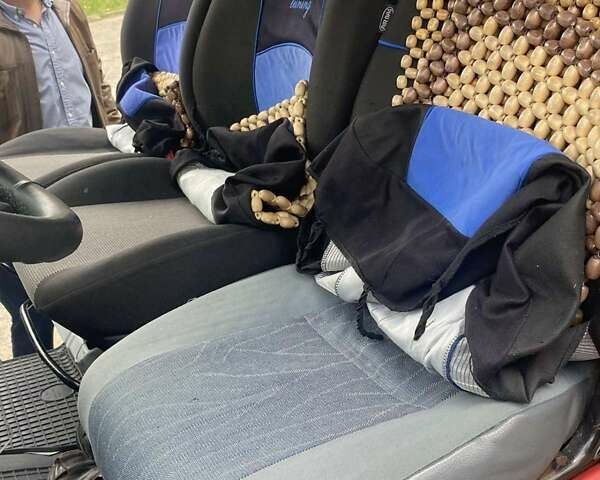 Мерседес Sprinter, объемом двигателя 2.69 л и пробегом 565 тыс. км за 11000 $, фото 9 на Automoto.ua