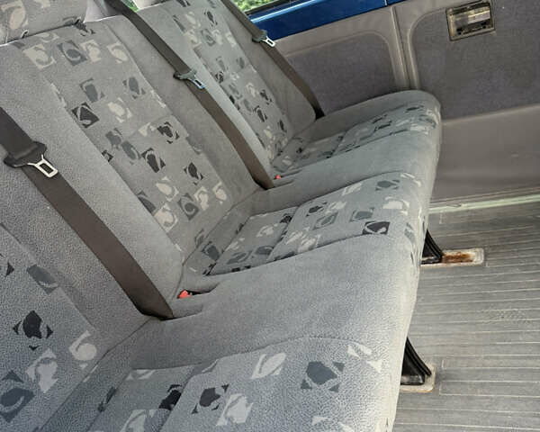 Мерседес Sprinter, объемом двигателя 0 л и пробегом 335 тыс. км за 11500 $, фото 61 на Automoto.ua