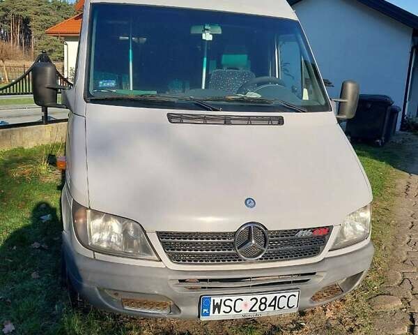 Мерседес Sprinter, объемом двигателя 2.7 л и пробегом 883 тыс. км за 7500 $, фото 2 на Automoto.ua